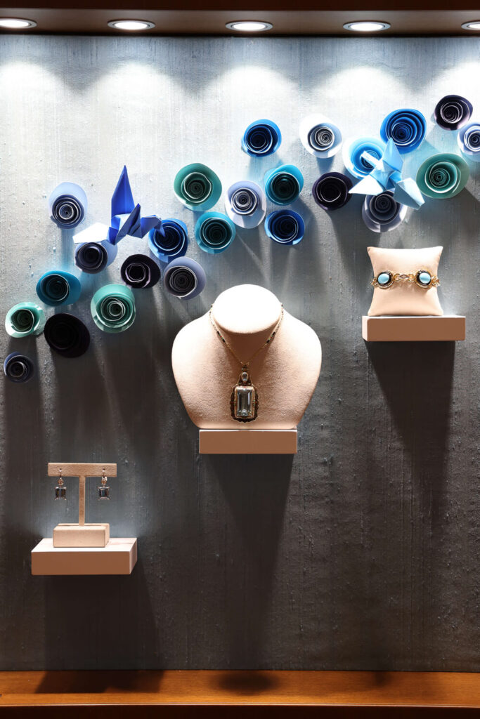 Pre-Fall Window Displays  TDF - Visual Merchandising