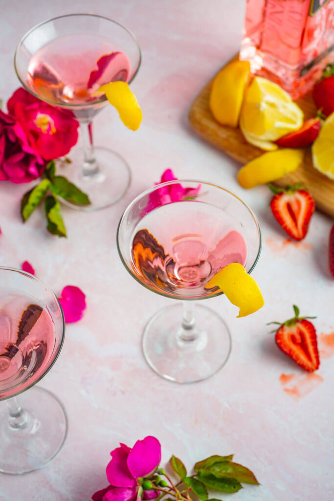 https://punchmagazine.com/wp-content/uploads/PPP5035-pink-martini-683x1024.jpg