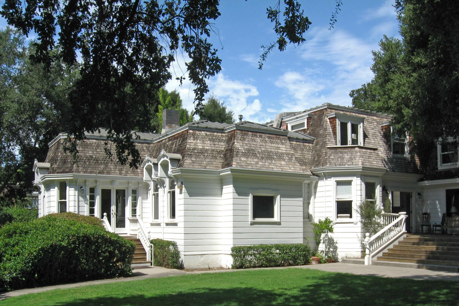 The Gatehouse Punch Magazine