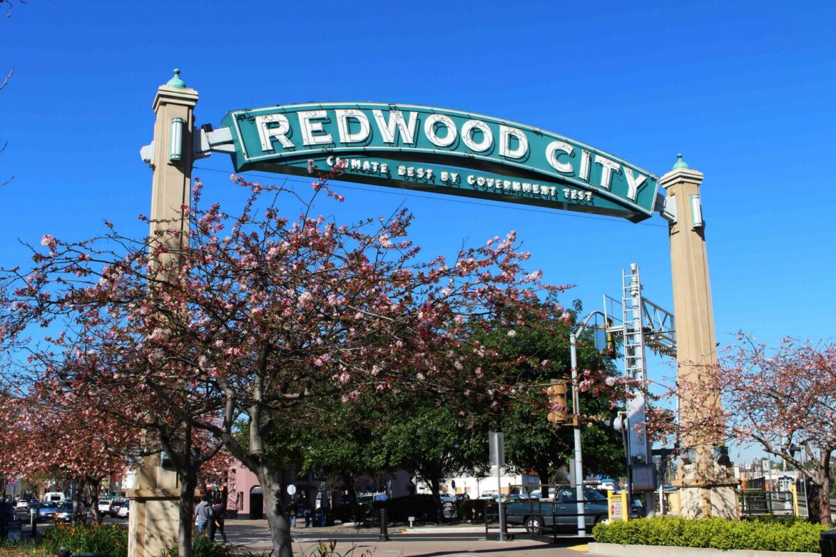 Landmark: Redwood City Sign